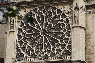 ノートルダム大聖堂 バラ窓