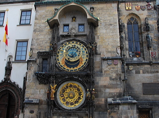 プラハ・旧市庁舎の天文時計