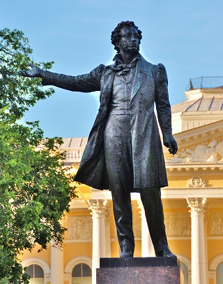 サンクトペテルブルグ 芸術広場・プーシキンの像