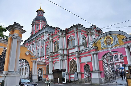 アレクサンドル・ネフスキー修道院・門